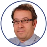 Licencjonowany doradca podatkowy (nr wpisu 10603), absolwent Uniwersytetu Warszawskiego i Wyższej Szkoły Ekonomicznej w Warszawie.